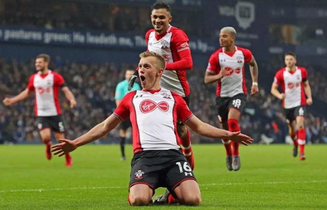 换我上赛季就早早下课了（搁上赛季，我怕是早被解职了）