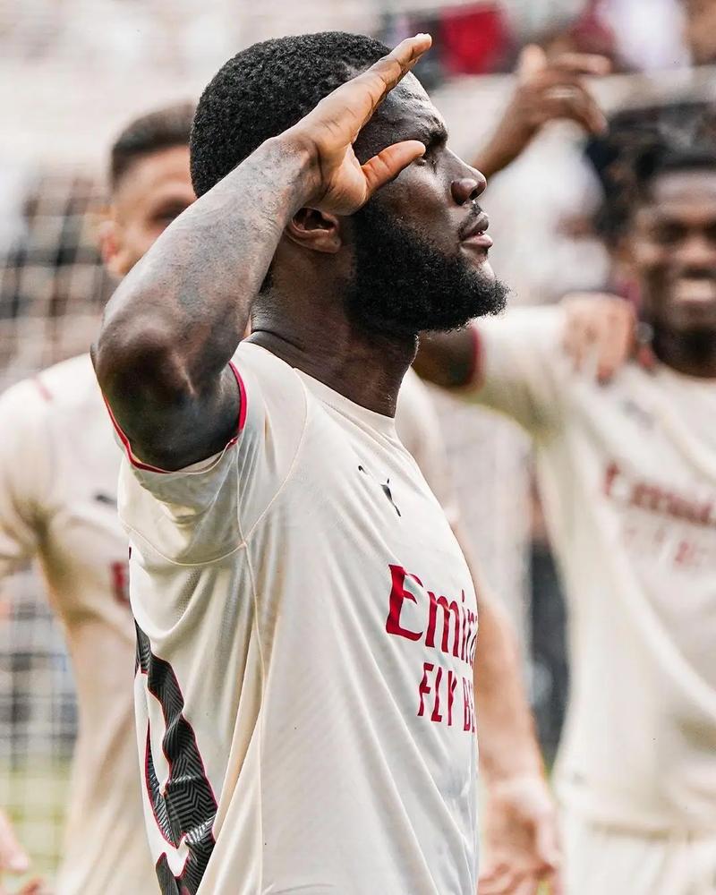 马德兴：米利西奇不敢热身U17女足，一年半不换血，足协当断则断（马德兴：米利西奇回避U17女足热身，18个月不调整人员，足协该断就断）