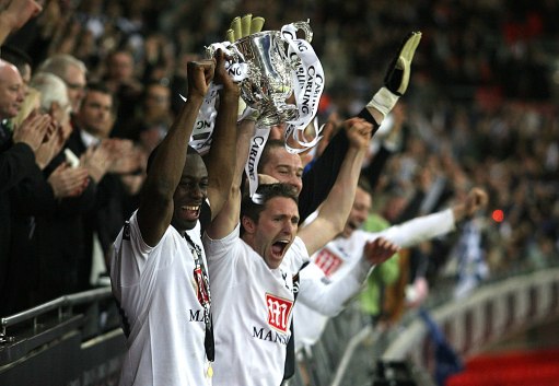 布兰卡揭秘伊布转会巴萨内幕，埃托奥加5000万促成交易（布兰卡披露伊布加盟巴萨内情：埃托奥+5000万促成交易）