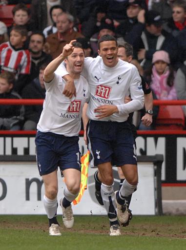 梅西开启“断联模式”：回老家过圣诞，为2026蓄力（梅西暂别喧嚣：回阿根廷过圣诞，蓄势备战2026）