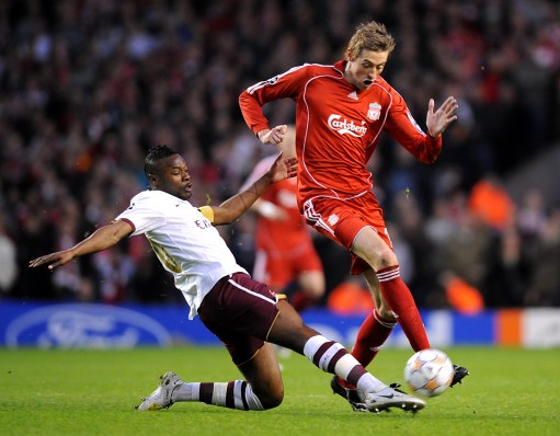 TBR：利物浦给伊萨克开超30万镑周薪，球员对这份报价很满意（TBR：利物浦拟向伊萨克开出30万镑以上周薪，球员对报价表示满意）