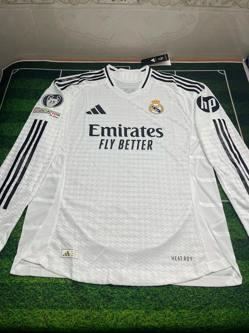 记者：埃德松经纪人不再谈续约，球员身价可能降至3000-4000万（记者：埃德松经纪人暂停续约谈判，球员身价或降至3000-4000万）