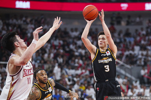 斯基拉：米兰派球探考察萨索洛中卫穆哈雷莫维奇和伊泽斯（斯基拉：米兰派遣球探赴萨索洛考察穆哈雷莫维奇和伊泽斯）