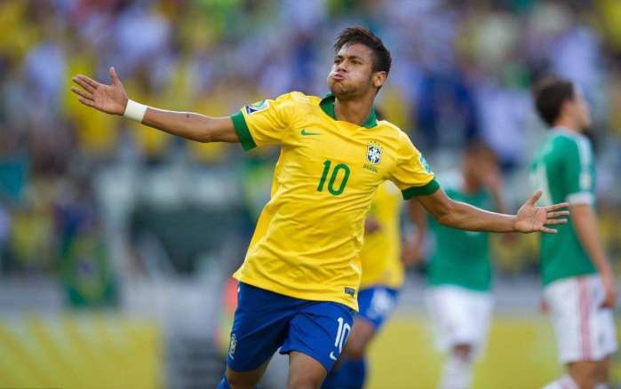 罗马诺：确认阿森纳在接触法国U21国脚后卫雅凯（罗马诺：证实阿森纳已接触法国U21国脚后卫雅凯）